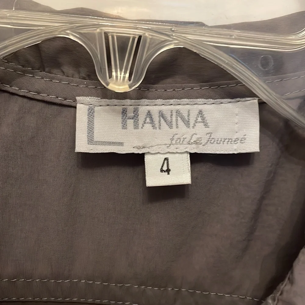 Ruffled Vest - Picture 5 of 5